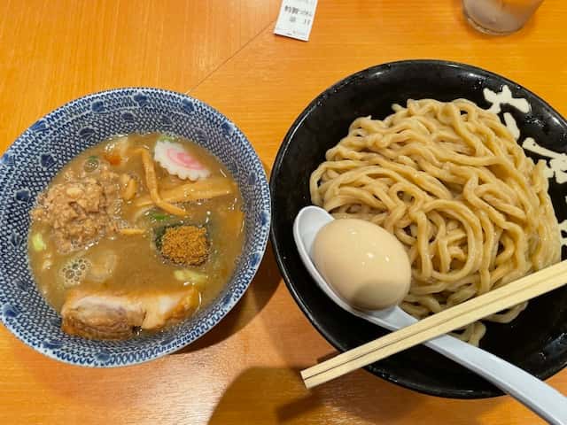 六厘舎の特製つけ麺並盛
