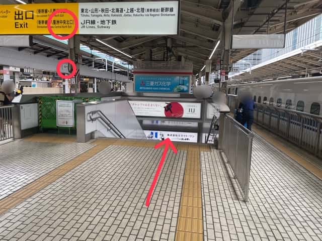 9号車付近の階段から中央北口へ